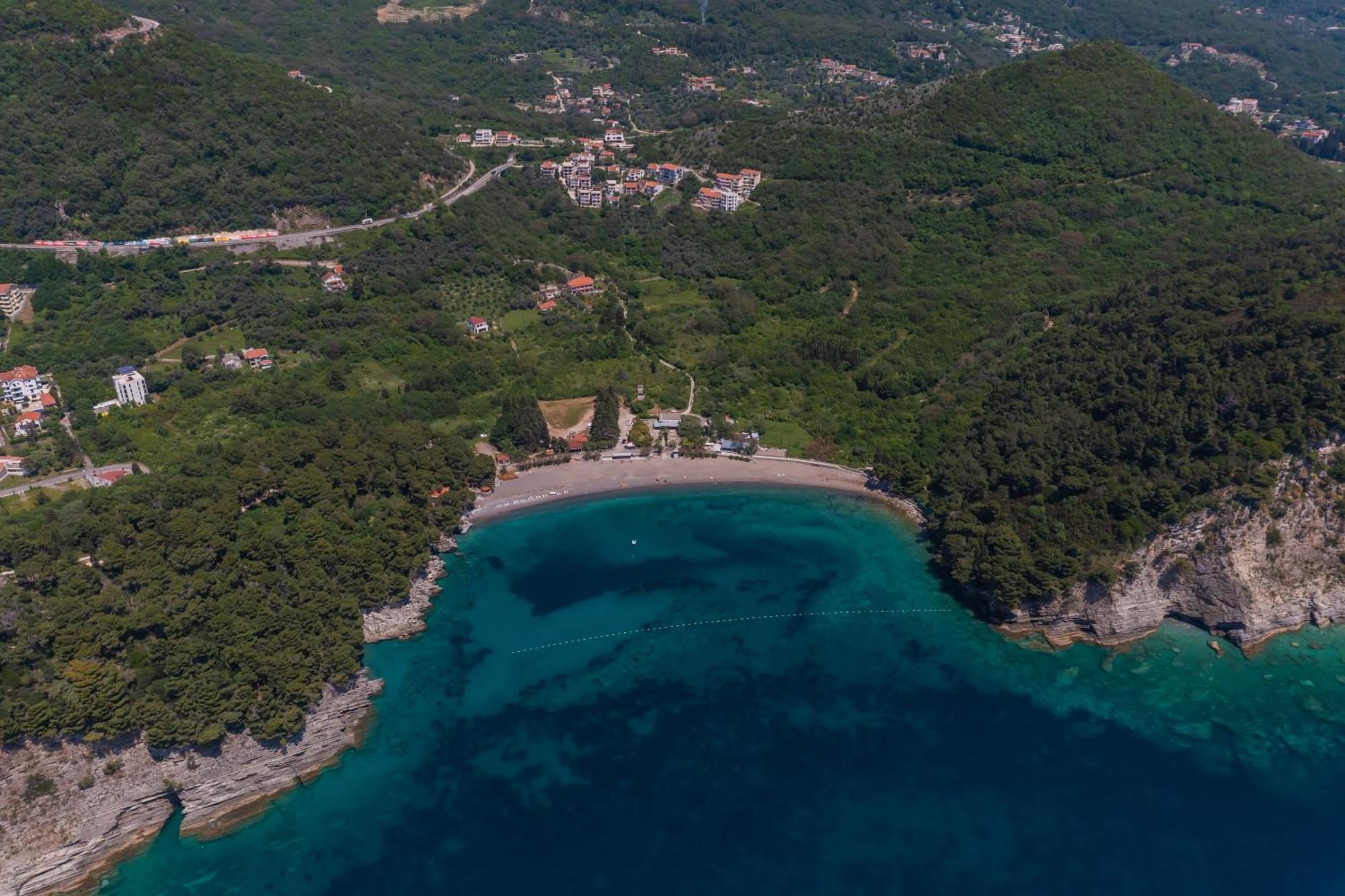 Hotel Aquilo Petrovac Exterior photo