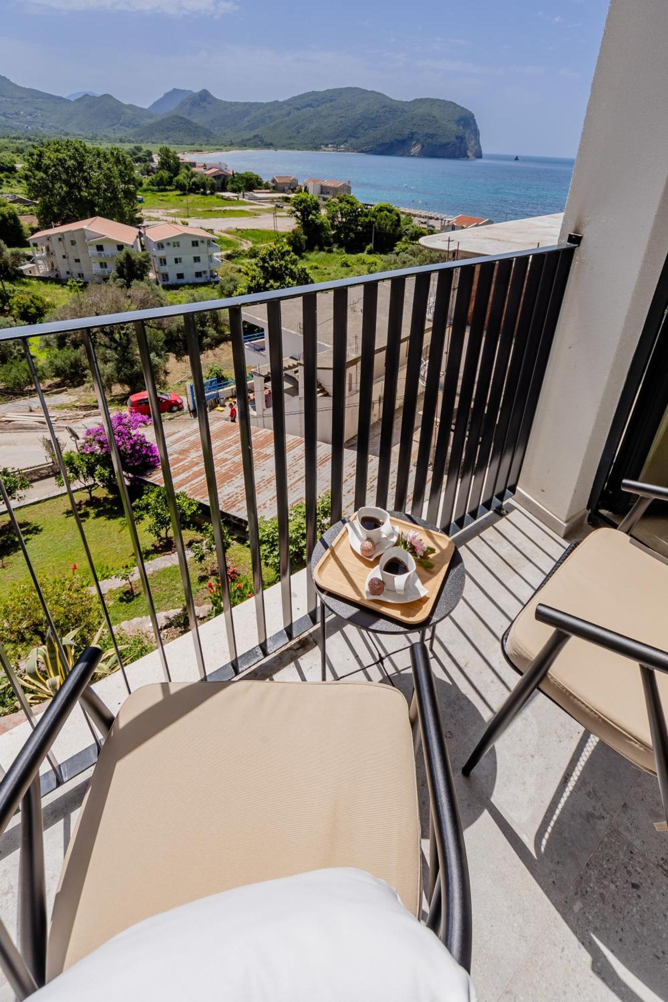 Hotel Aquilo Petrovac Exterior photo