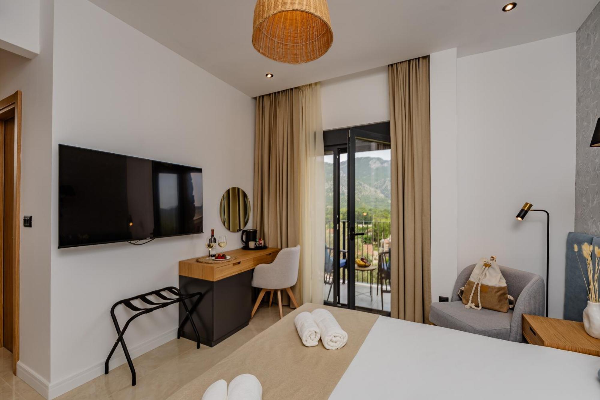 Hotel Aquilo Petrovac Exterior photo